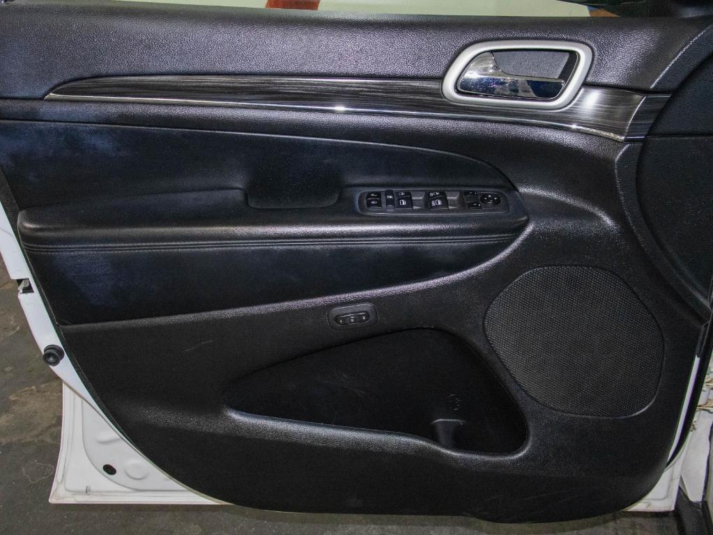 used 2022 Jeep Grand Cherokee WK car, priced at $19,000