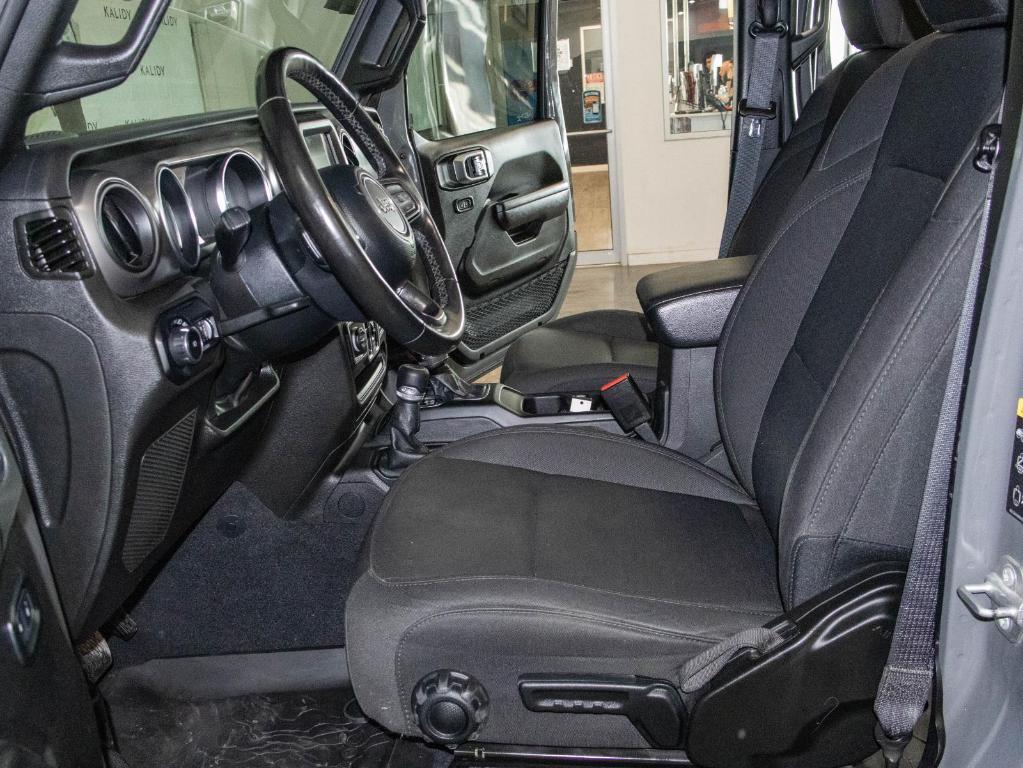 used 2022 Jeep Wrangler Unlimited car, priced at $34,750