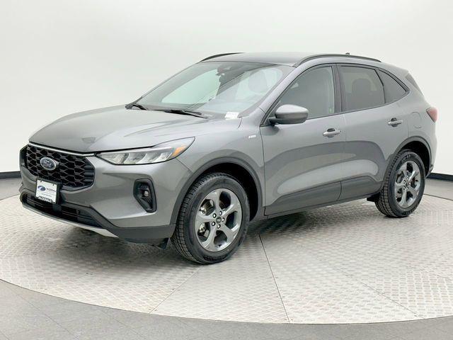 used 2025 Ford Escape car, priced at $25,359