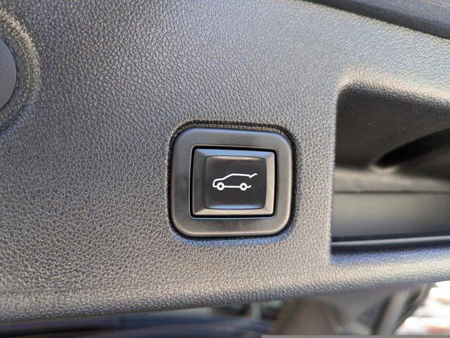 used 2021 Chevrolet Equinox car, priced at $17,844