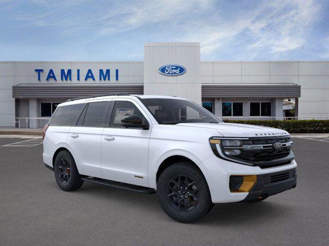 new 2025 Ford Expedition car, priced at $84,035