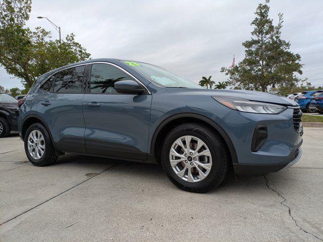 used 2023 Ford Escape car, priced at $19,778