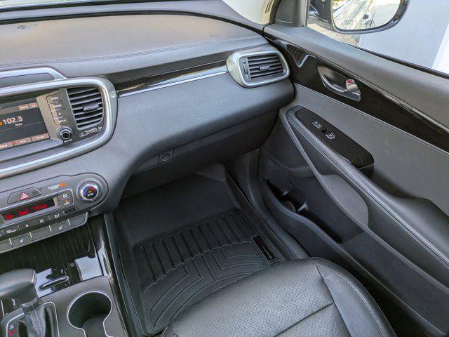 used 2019 Kia Sorento car, priced at $17,258