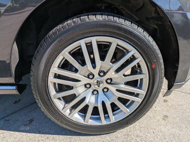 used 2023 Ford Expedition car, priced at $56,866