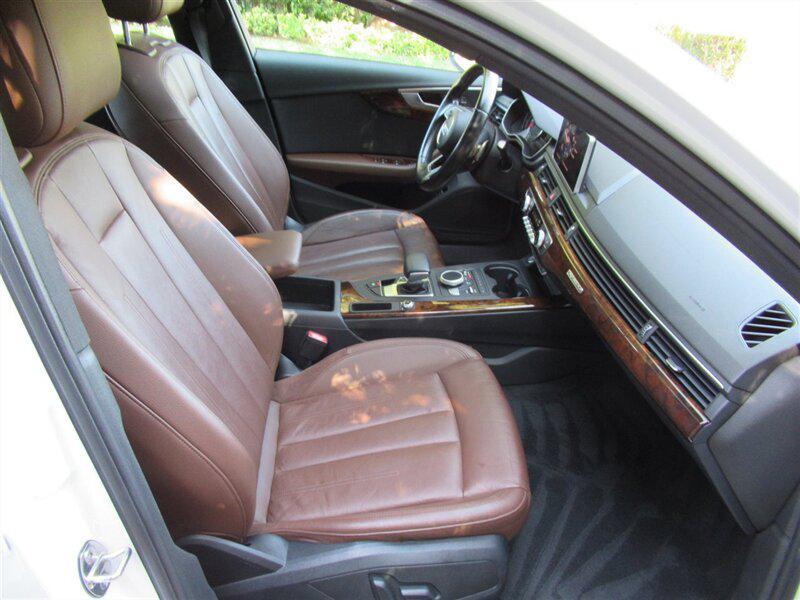 Audi A4 view 35