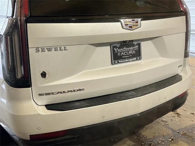 used 2021 Cadillac Escalade car, priced at $57,195