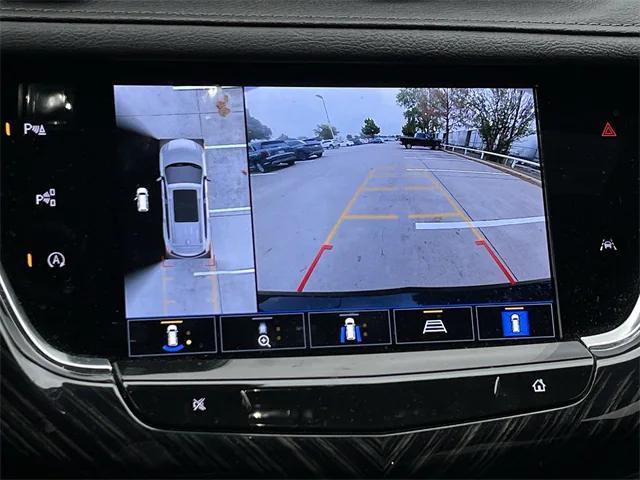 used 2023 Cadillac XT6 car, priced at $35,996