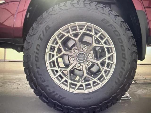 used 2021 Ram 1500 car, priced at $42,244