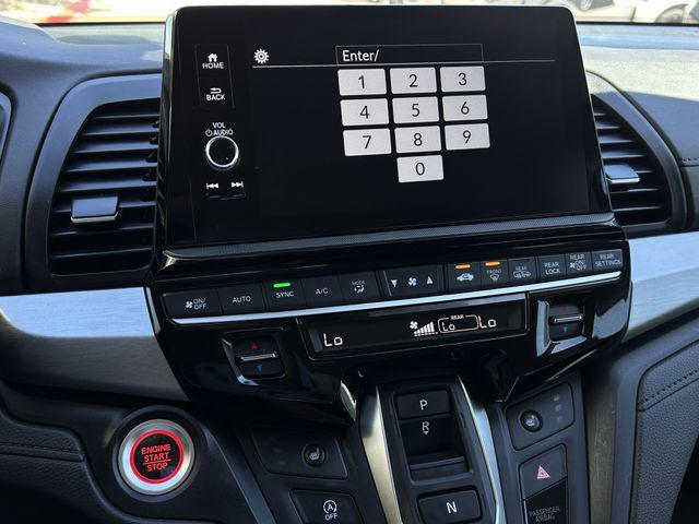 used 2025 Honda Odyssey car, priced at $37,116