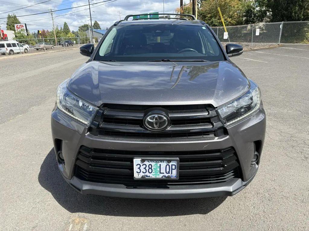 used 2019 Toyota Highlander car, priced at $26,288