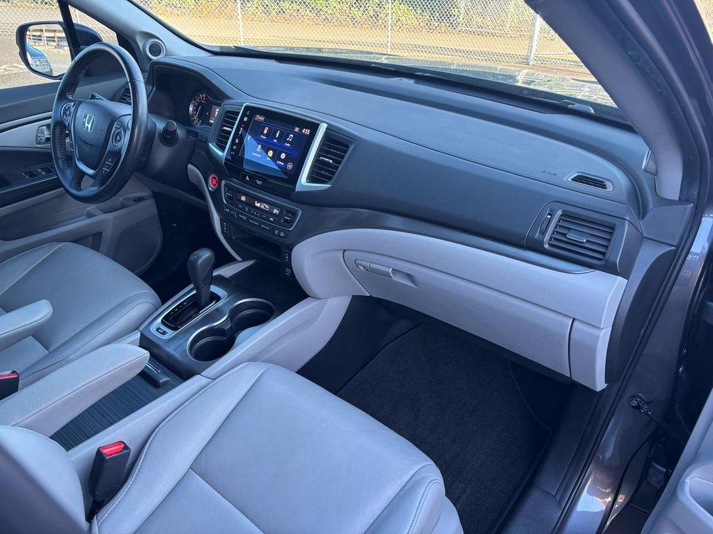 used 2016 Honda Pilot car, priced at $15,900