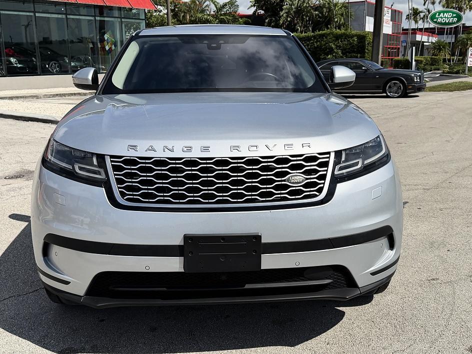 Land Rover Range Rover Velar view 8