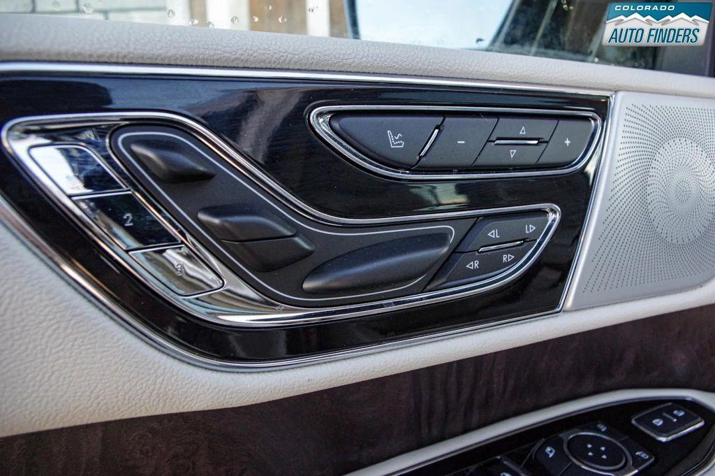 used 2019 Lincoln Navigator car, priced at $32,998