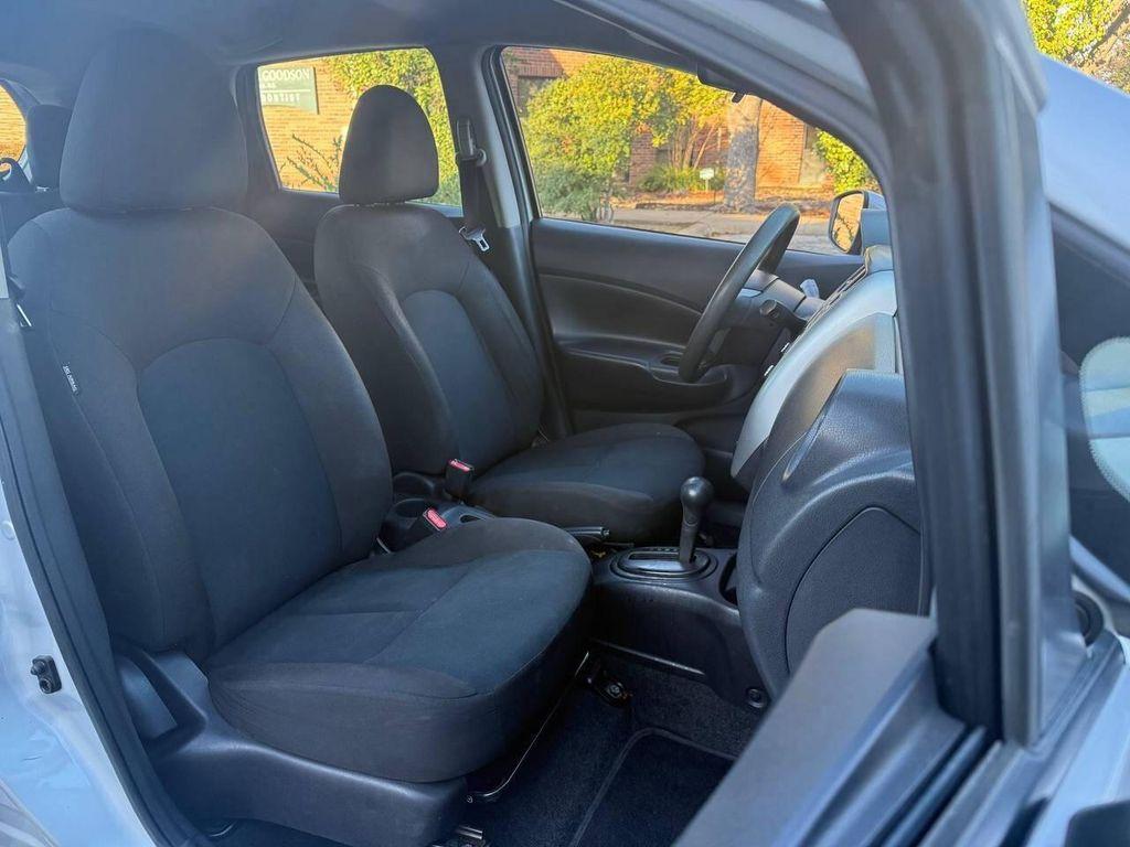 used 2015 Nissan Versa Note car, priced at $5,500