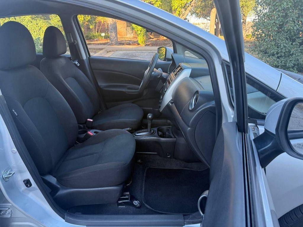 used 2015 Nissan Versa Note car, priced at $5,500