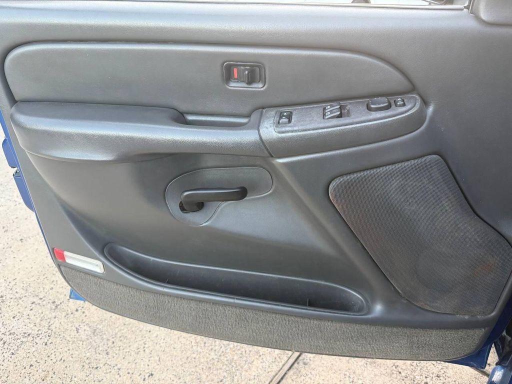 used 2004 GMC Sierra 1500 car, priced at $11,900