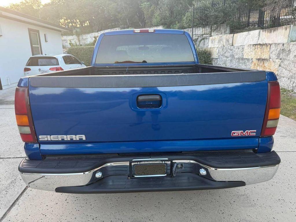 used 2004 GMC Sierra 1500 car, priced at $11,900