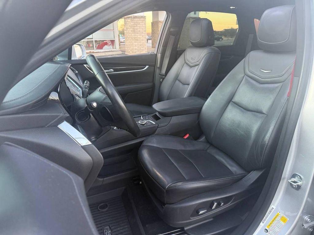 used 2020 Cadillac XT5 car, priced at $23,500