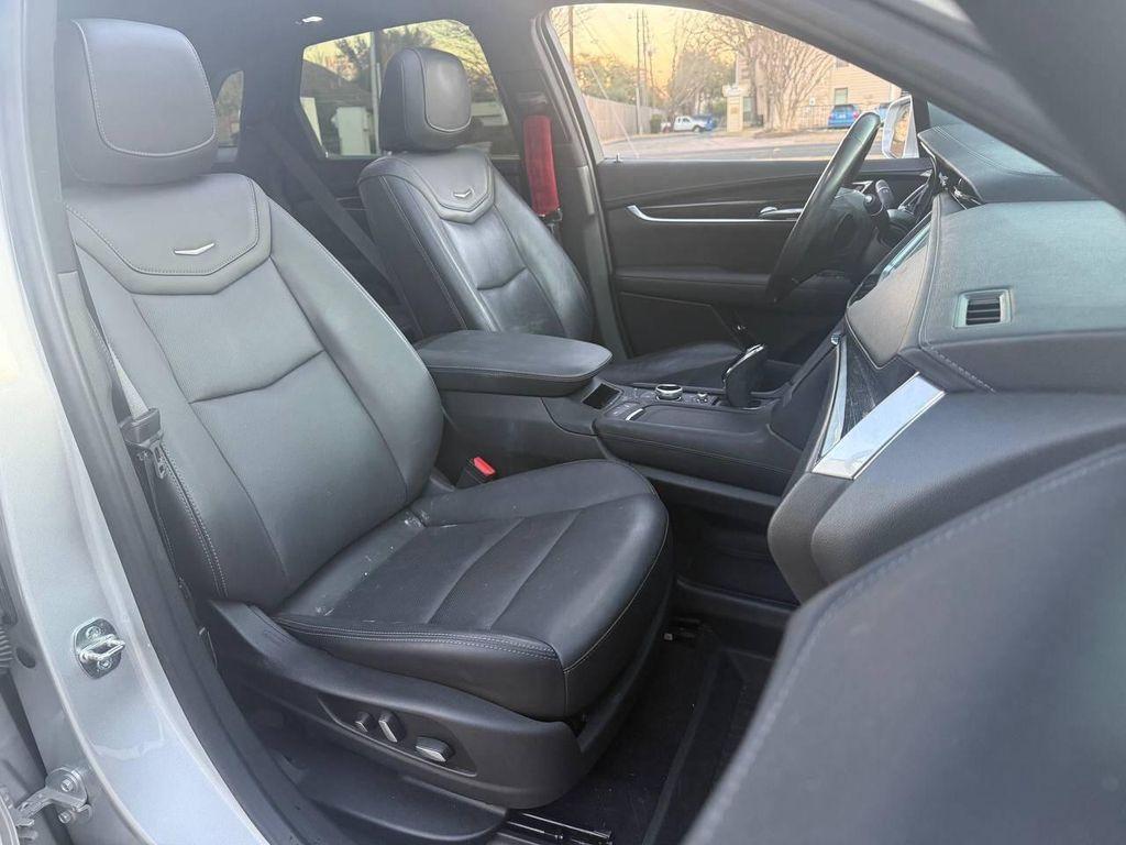 used 2020 Cadillac XT5 car, priced at $23,500