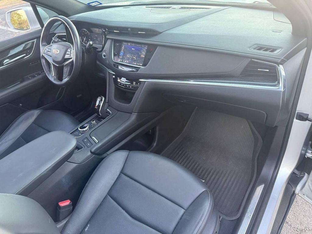 used 2020 Cadillac XT5 car, priced at $23,500