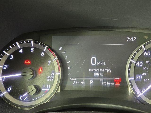 used 2025 Toyota Highlander car, priced at $43,676