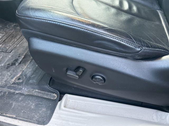 used 2022 Chrysler Pacifica car, priced at $19,593