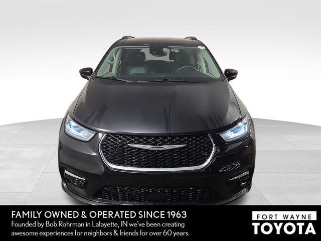 used 2022 Chrysler Pacifica car, priced at $18,323