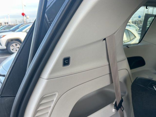 used 2022 Chrysler Pacifica car, priced at $19,593