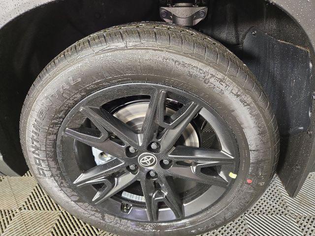 new 2026 Toyota Highlander Hybrid car, priced at $57,997