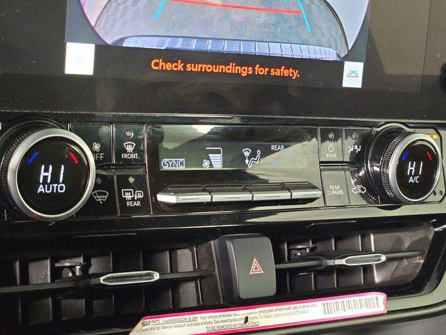 used 2024 Toyota Highlander Hybrid car, priced at $46,943