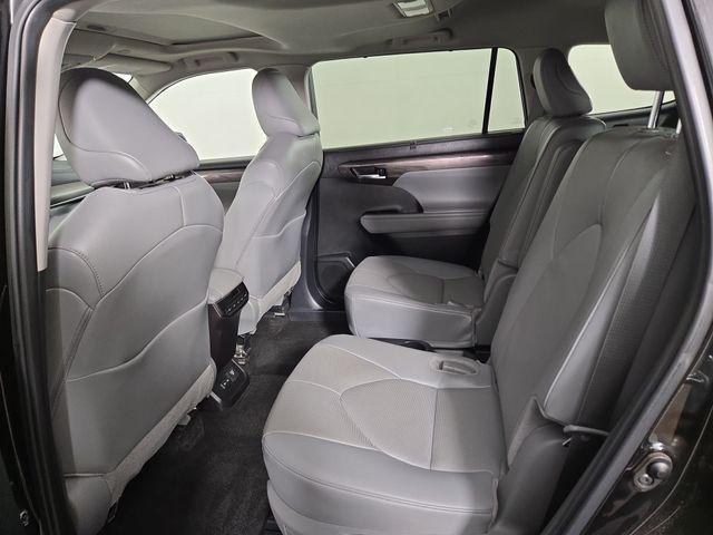 used 2024 Toyota Highlander Hybrid car, priced at $46,943