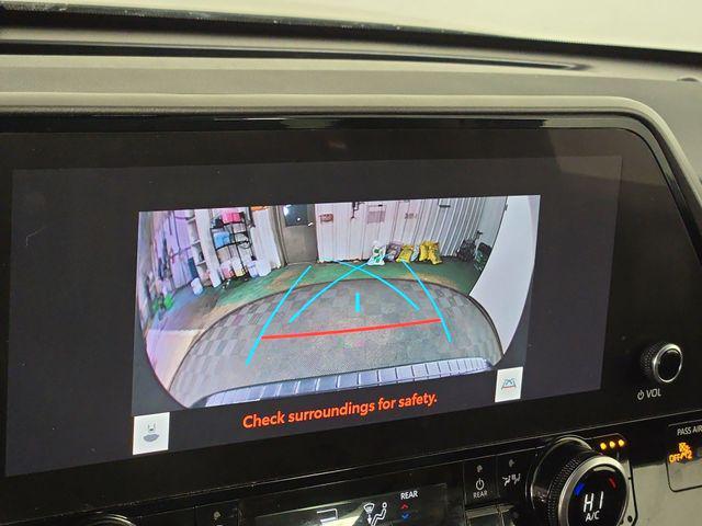 used 2024 Toyota Highlander Hybrid car, priced at $46,943