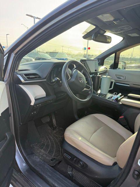 used 2022 Toyota Sienna car, priced at $35,813