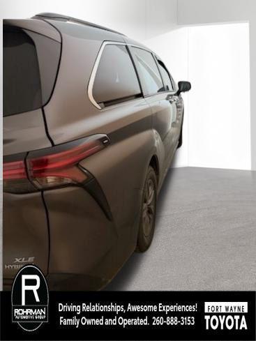 used 2022 Toyota Sienna car, priced at $35,813