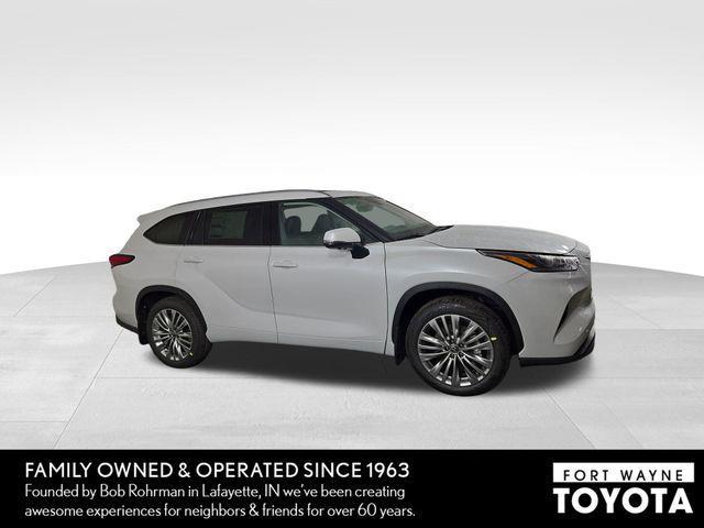 used 2025 Toyota Highlander car, priced at $52,143