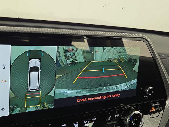 used 2025 Toyota Highlander car, priced at $52,143