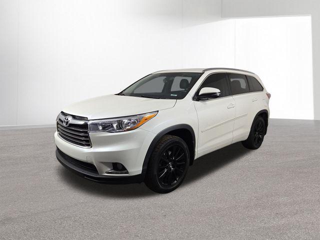 used 2015 Toyota Highlander car, priced at $16,103