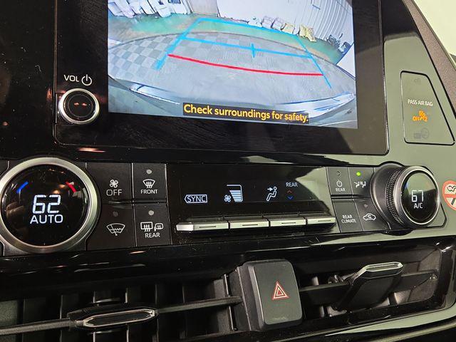 used 2023 Toyota Highlander car, priced at $30,590