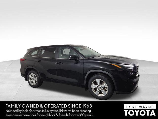 used 2023 Toyota Highlander car, priced at $30,590