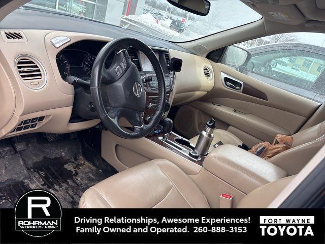 used 2020 Nissan Pathfinder car, priced at $13,679