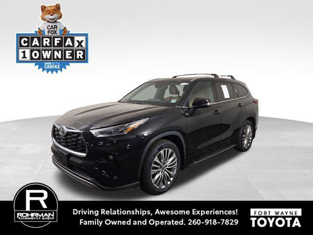 used 2023 Toyota Highlander car, priced at $42,692