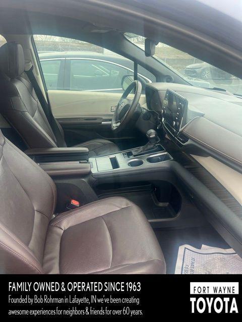 used 2024 Toyota Sienna car, priced at $46,427