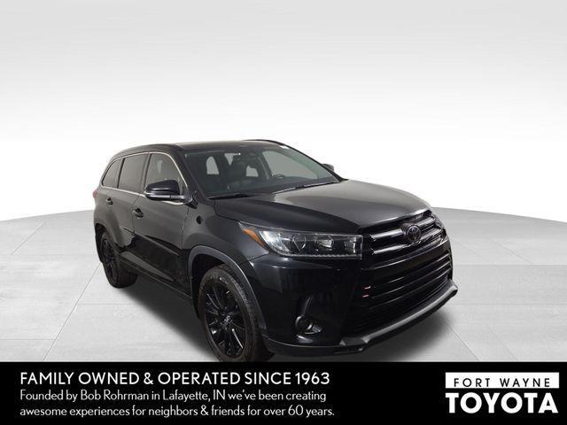 used 2019 Toyota Highlander car, priced at $17,800