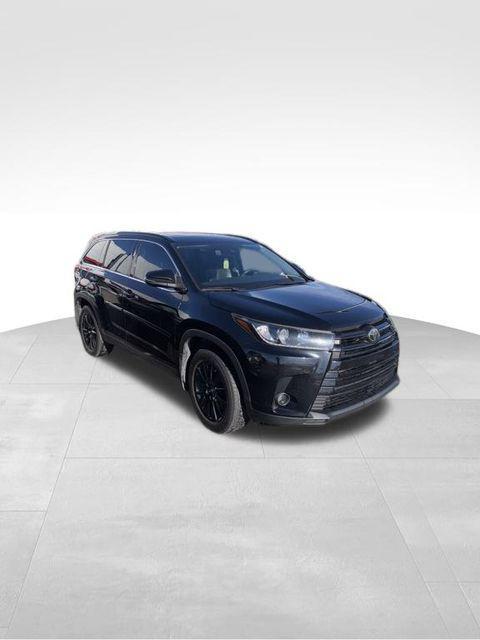 used 2019 Toyota Highlander car, priced at $18,296