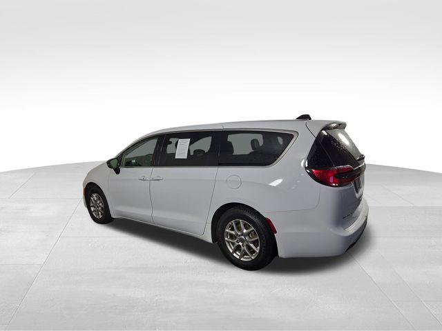 used 2024 Chrysler Pacifica car, priced at $24,919