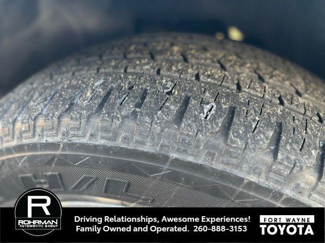 used 2017 GMC Yukon car, priced at $26,823