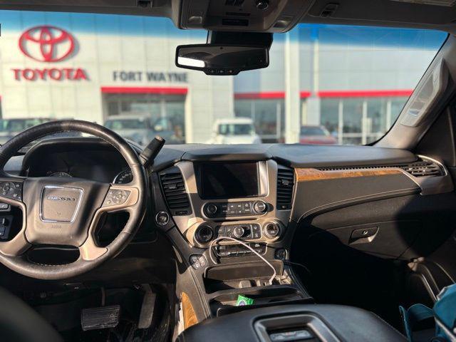 used 2017 GMC Yukon car, priced at $26,823