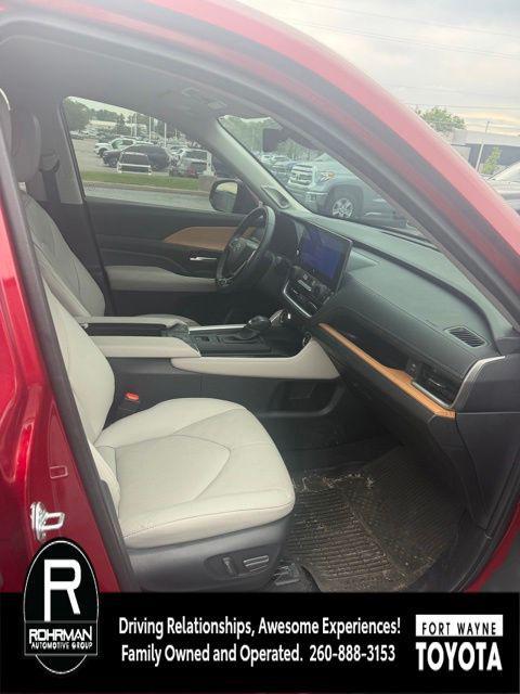 used 2024 Toyota Grand Highlander car, priced at $53,979