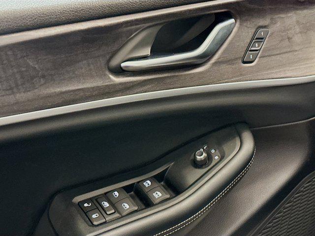 used 2024 Jeep Grand Cherokee L car, priced at $29,487