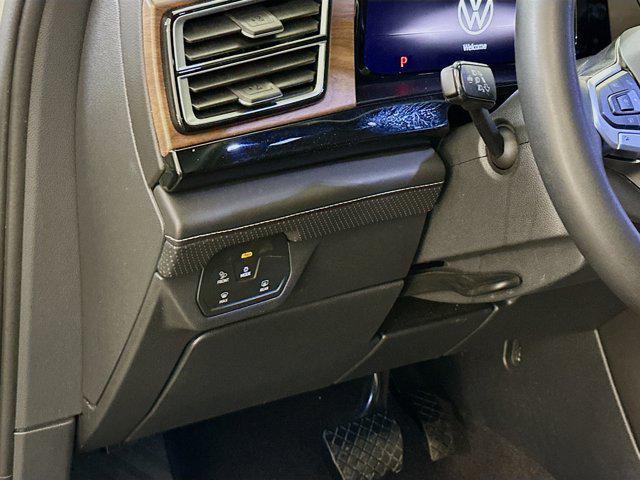 used 2025 Volkswagen Atlas car, priced at $29,496